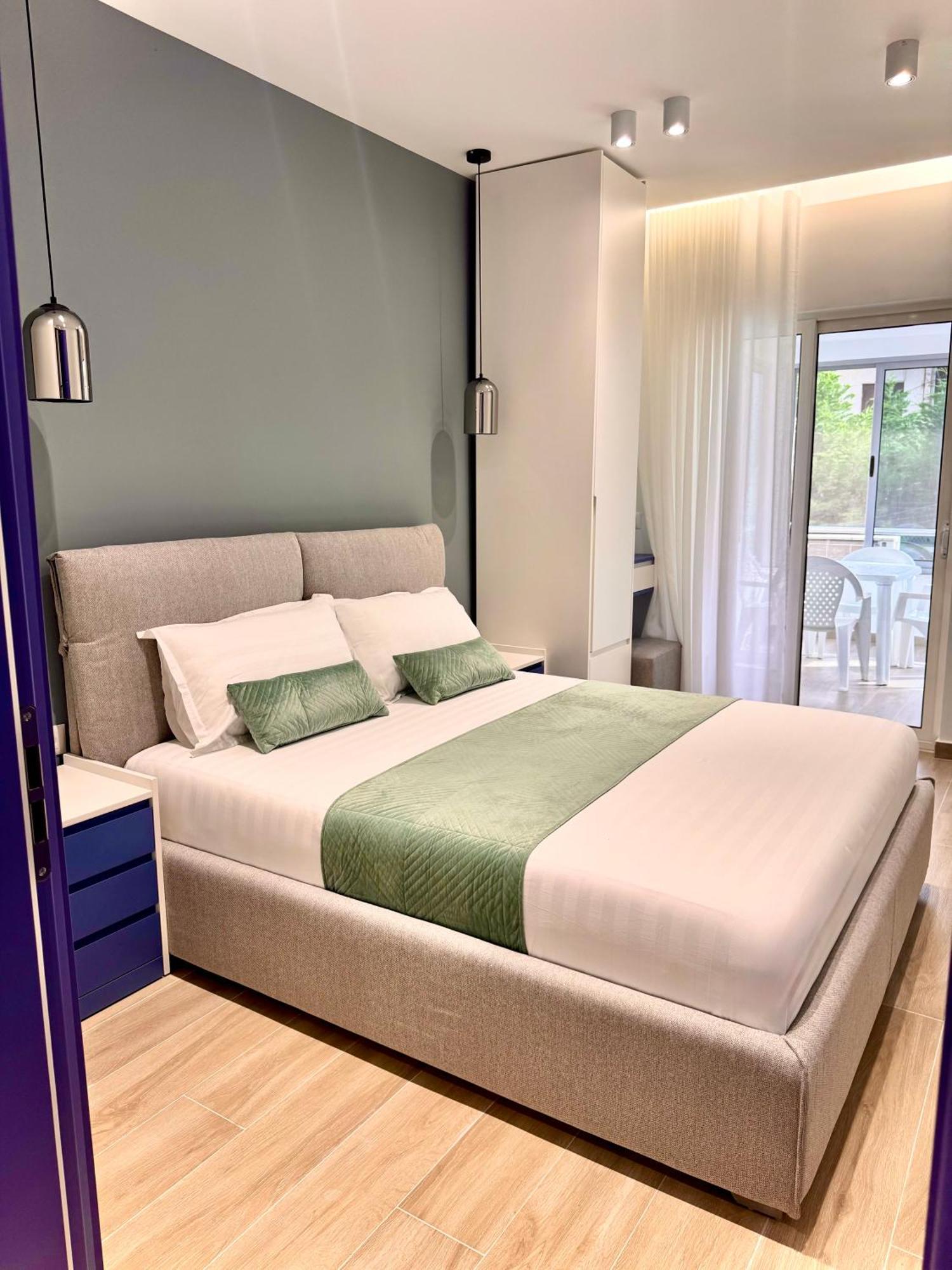 Elite Apartments Durrës Exteriör bild